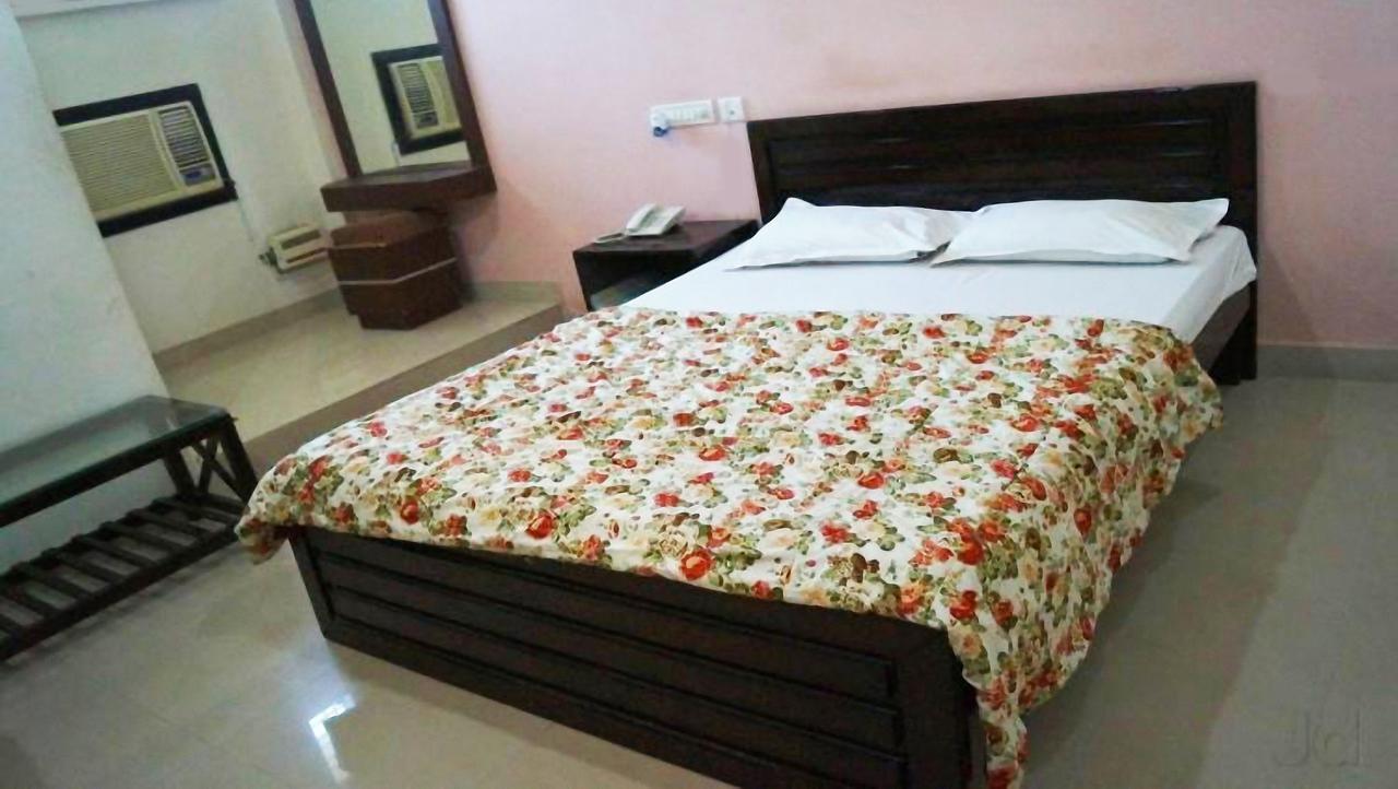 Vaishnavi Group Of Hotels Hyderabad Eksteriør billede