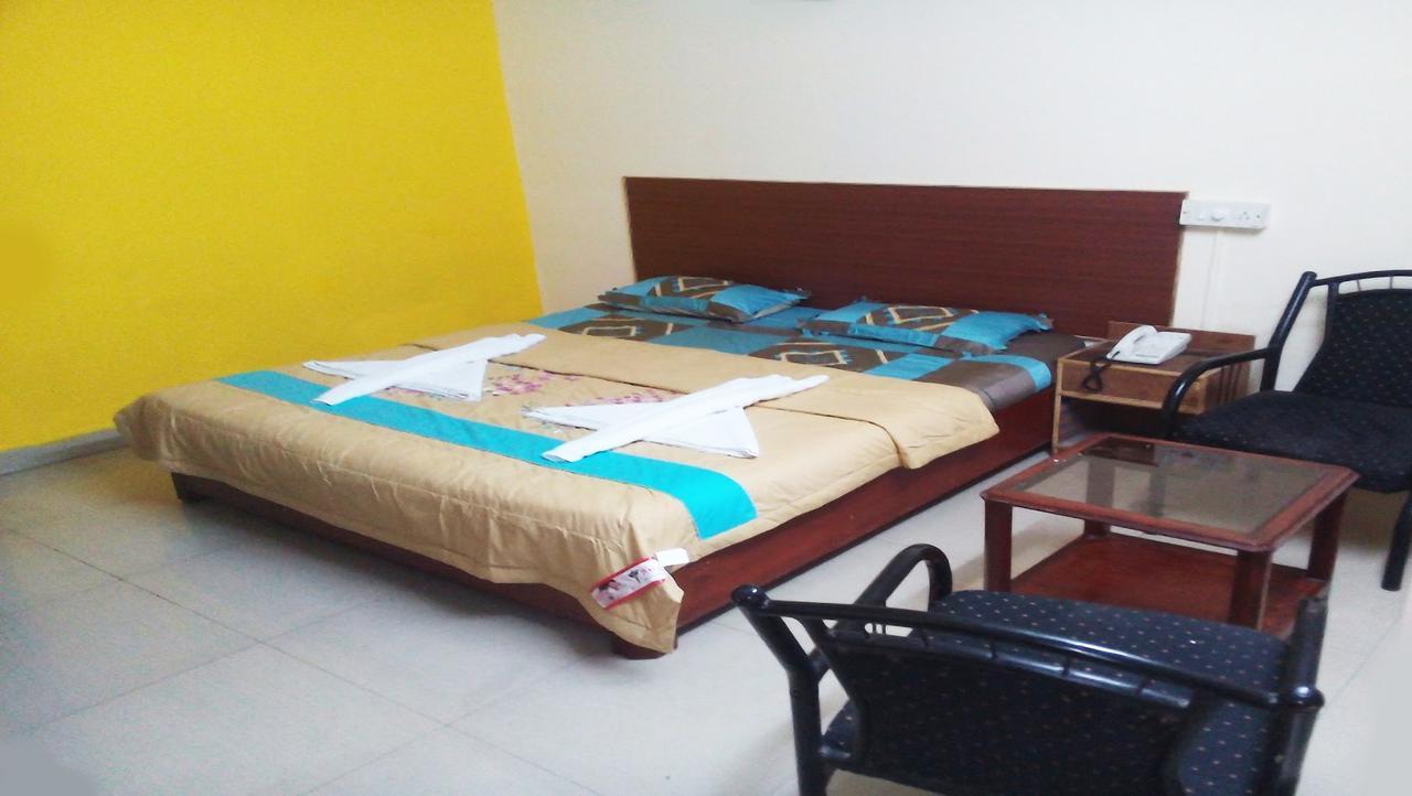 Vaishnavi Group Of Hotels Hyderabad Eksteriør billede