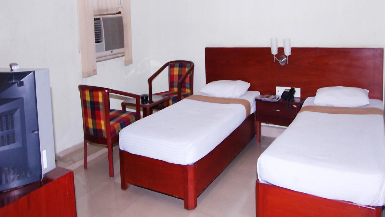 Vaishnavi Group Of Hotels Hyderabad Eksteriør billede